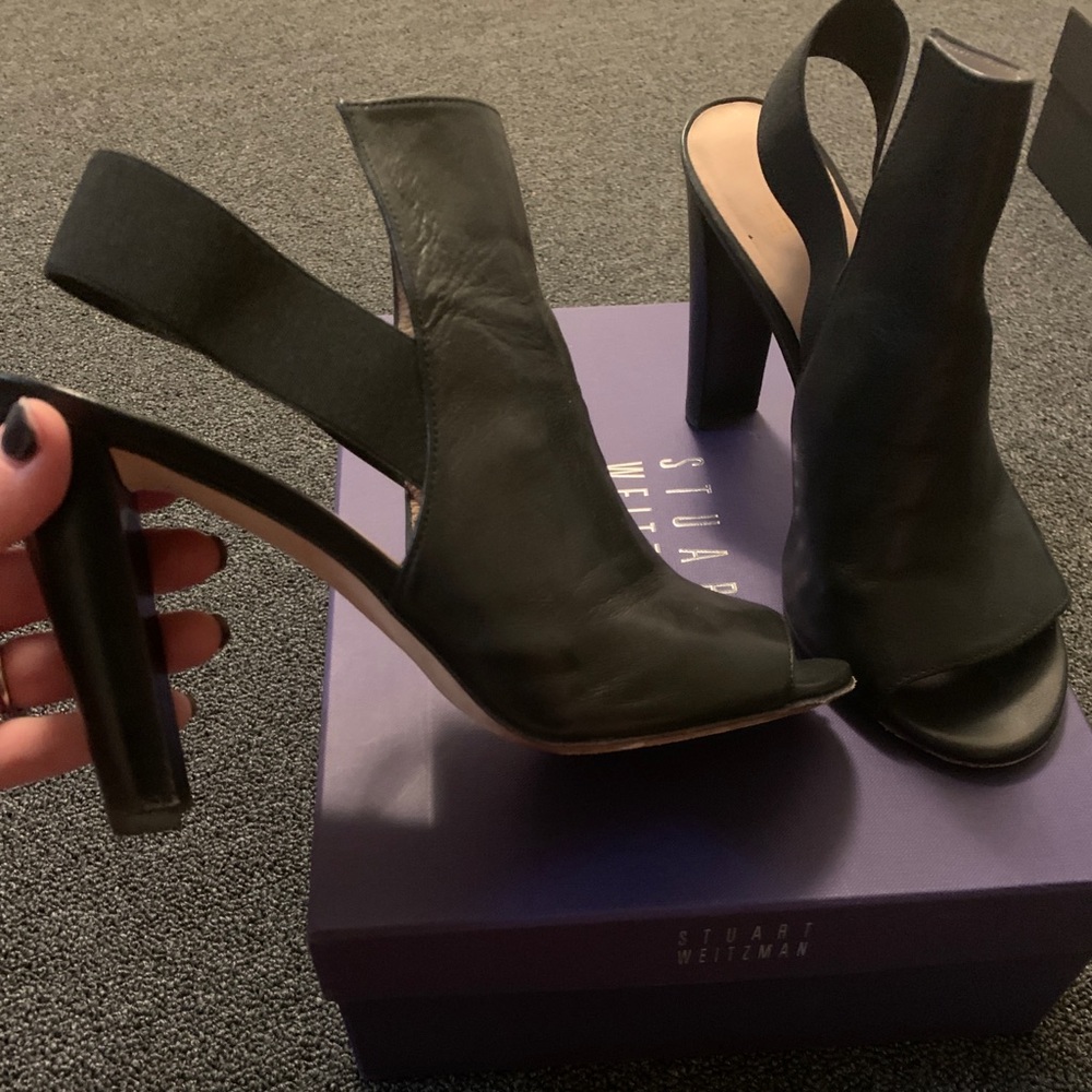 COPY - EUC Stuart Weitzman blocks heeled pumps.